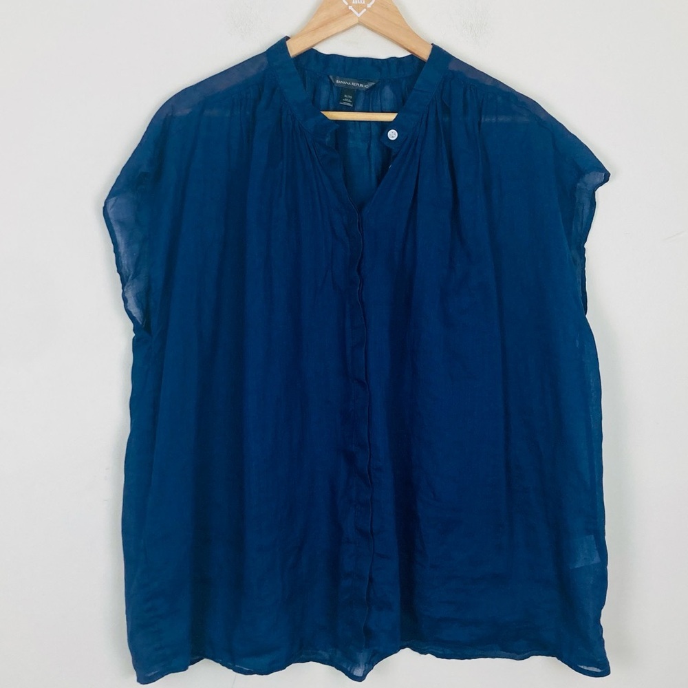 Banana Republic navy blue lightweight semi sheer navy blue ramie popover top. XL